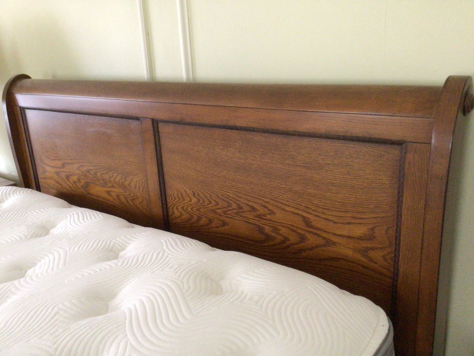 Image for Oak Queen Size Adjustable Bed with Bed-Steps