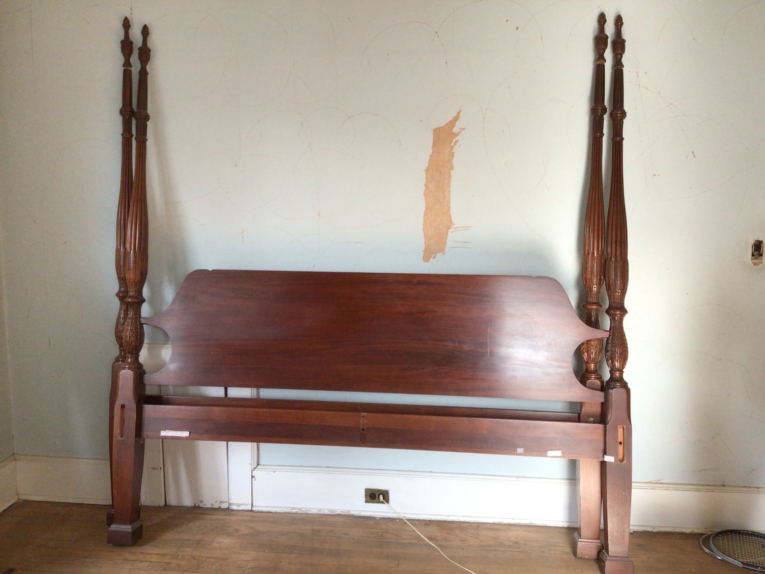 Image for King Size Bed - 4 Poster - Rice Carved