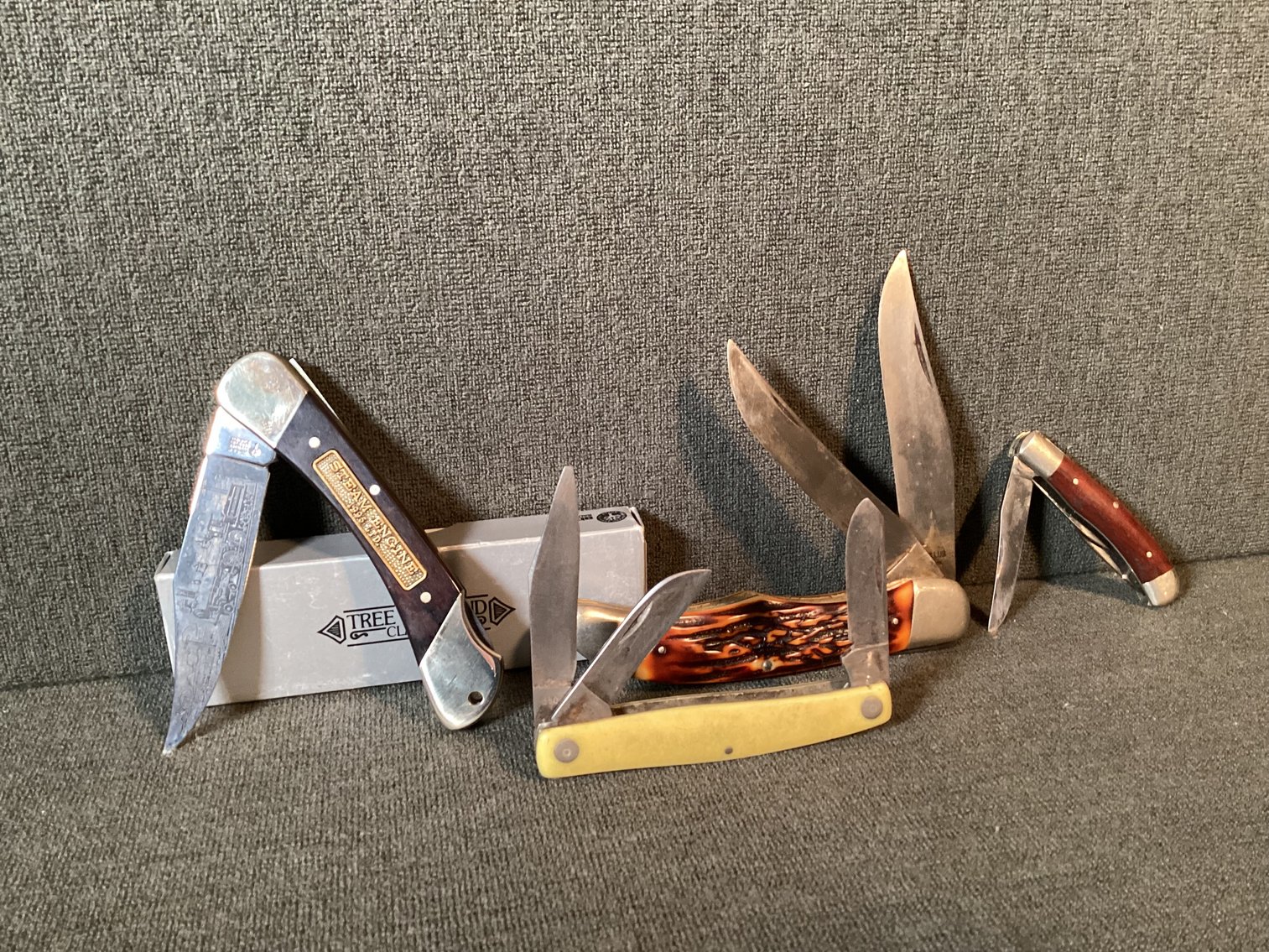 Image for Case XX 33992 and Tree Brand “Steam Engine”