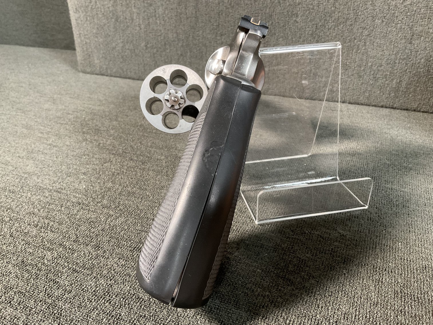 Image for Ruger RedHawk 44 Magnum 6-Shot Revolver w/ Box