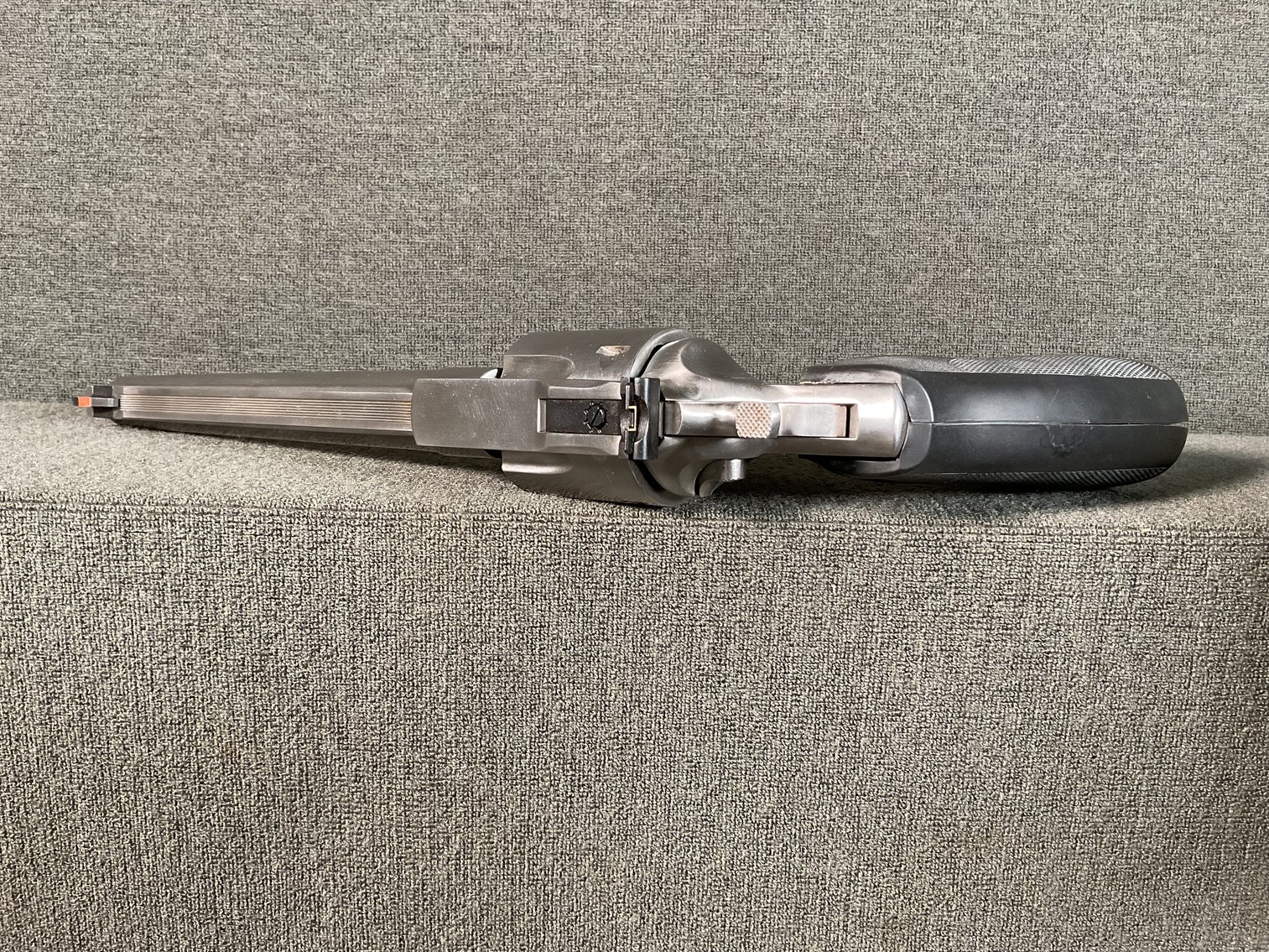 Image for Ruger RedHawk 44 Magnum 6-Shot Revolver w/ Box