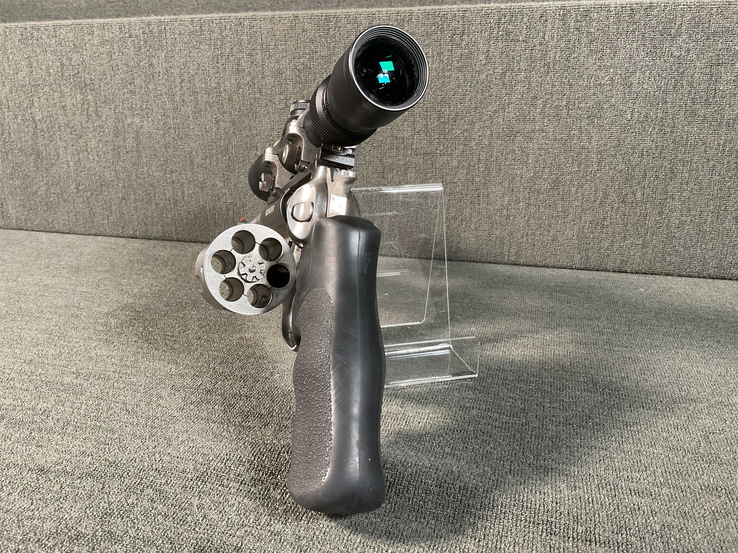 Image for Ruger Super RedHawk 44 Magnum 6-Shot Revolver