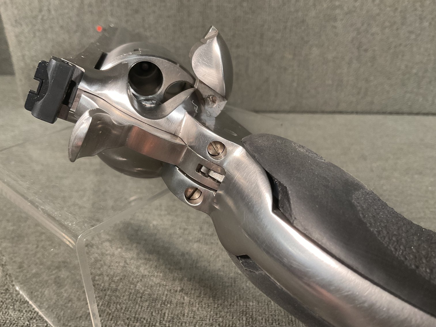 Image for Ruger Hunter New Model Blackhawk 44 Remington Magnum Revolver