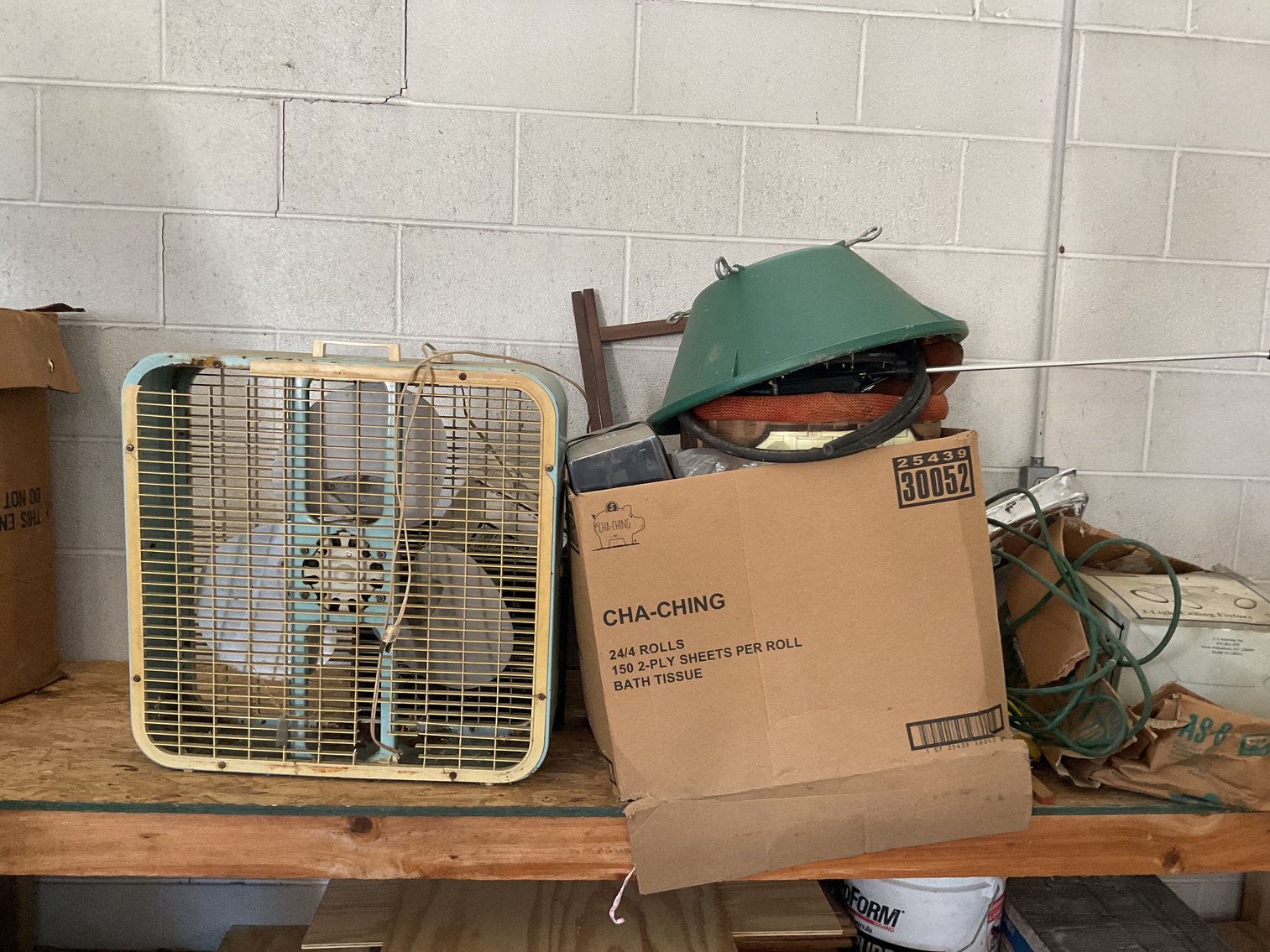 Image for Mixed Lot - Decor and More