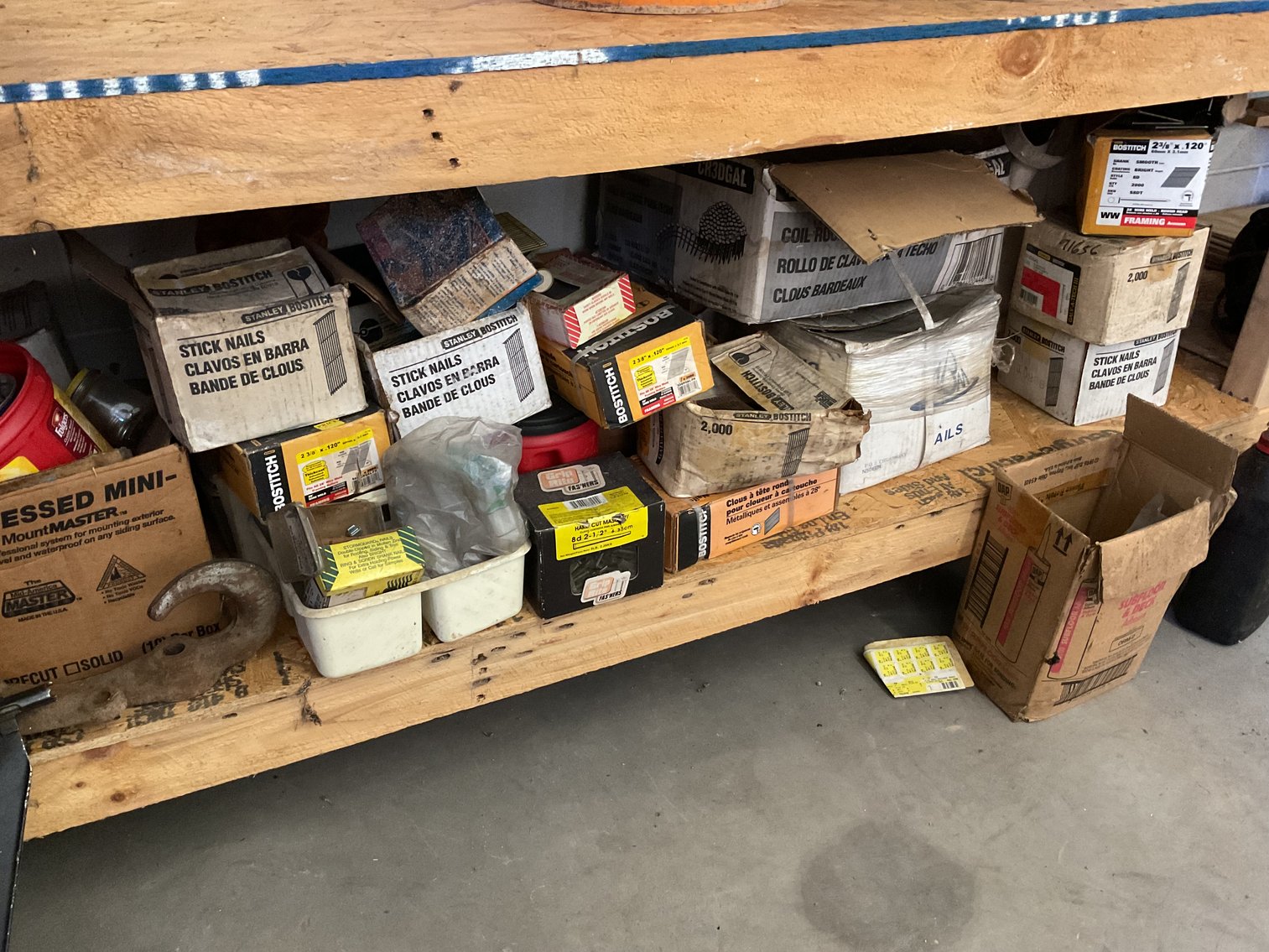 Image for Air Nailer and Huge Lot of Nails