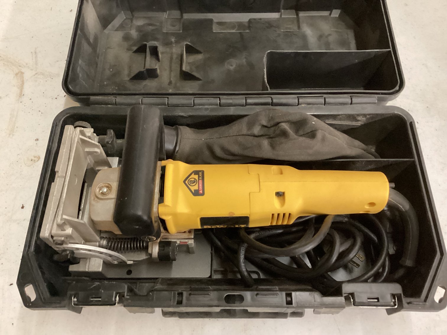 Image for DeWalt Toe Kick Saw - Corded