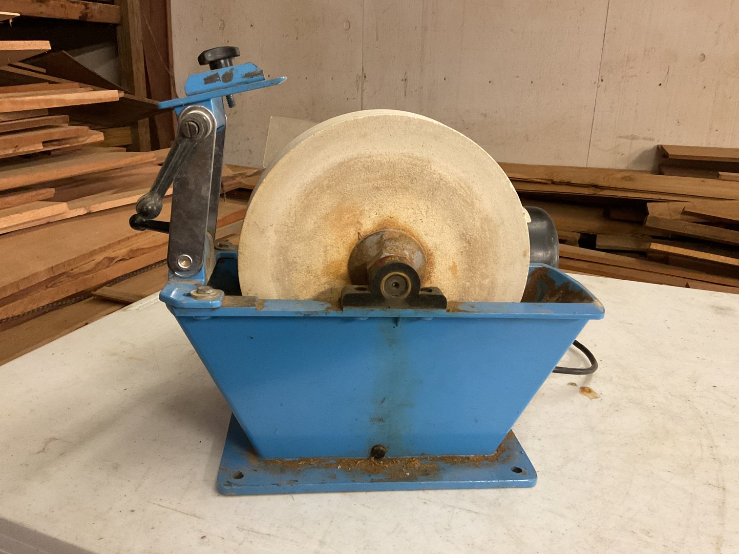 Image for Grizzly Electric Knife Sharpener