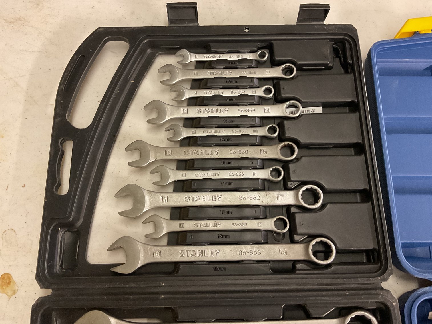 Image for Ram Screwdriver Set and Stanley Combo Wrench Set