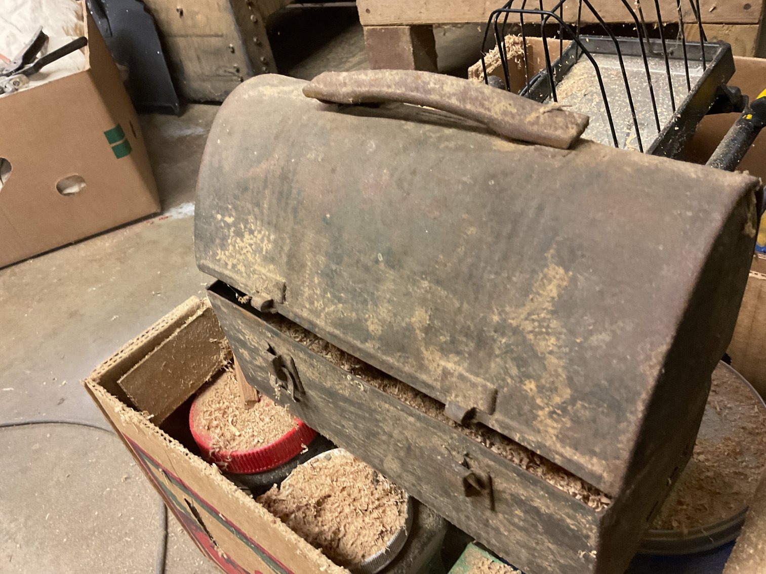 Image for Hnady Man’s Lot