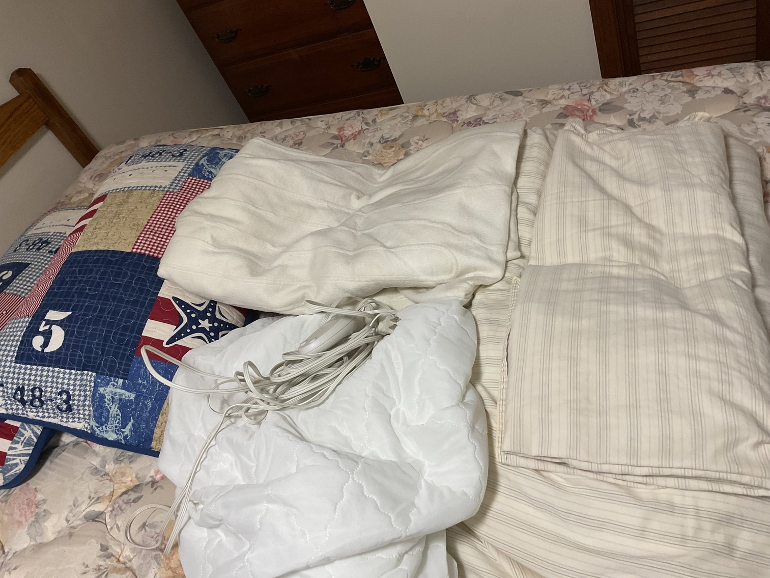 Image for Linens for Queen Bed