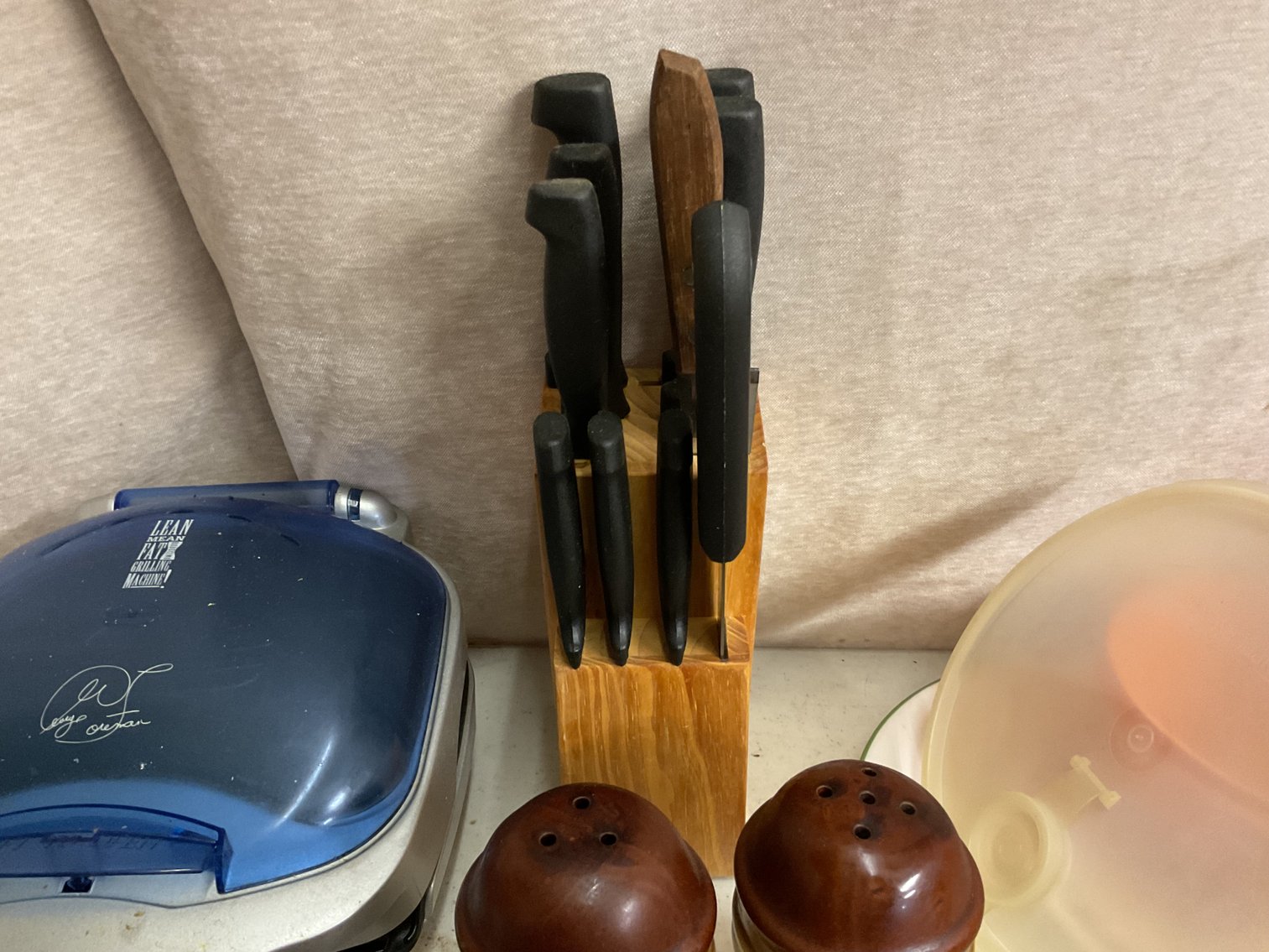 Image for Lot of Kitchen Ware, Tupperware, and Dishes