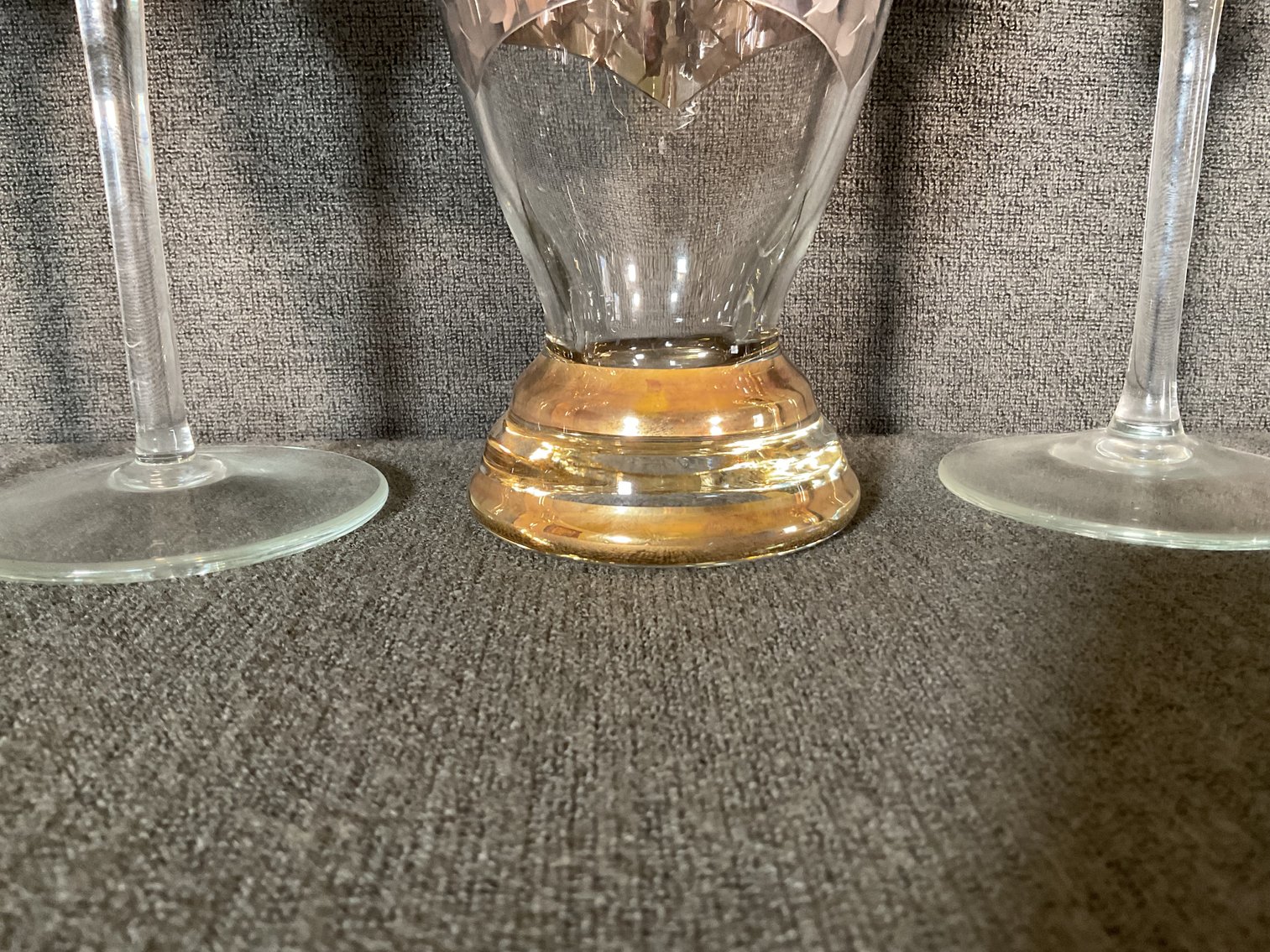 Image for Romanian “Corks Pop” Wine Set