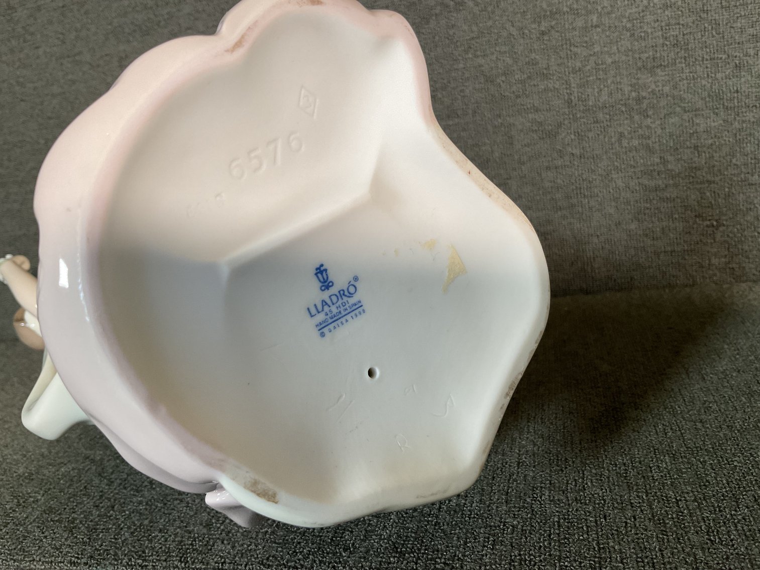 Image for “Autumn Romance” by Lladro