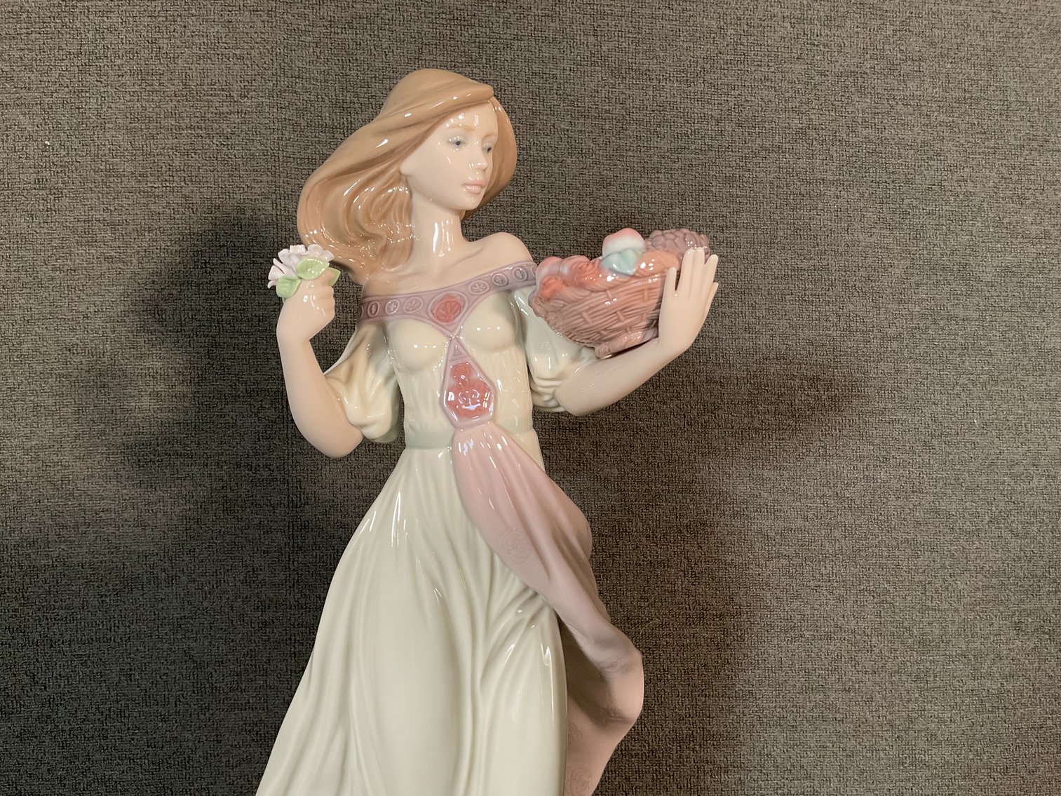 Image for “Autumn Romance” by Lladro