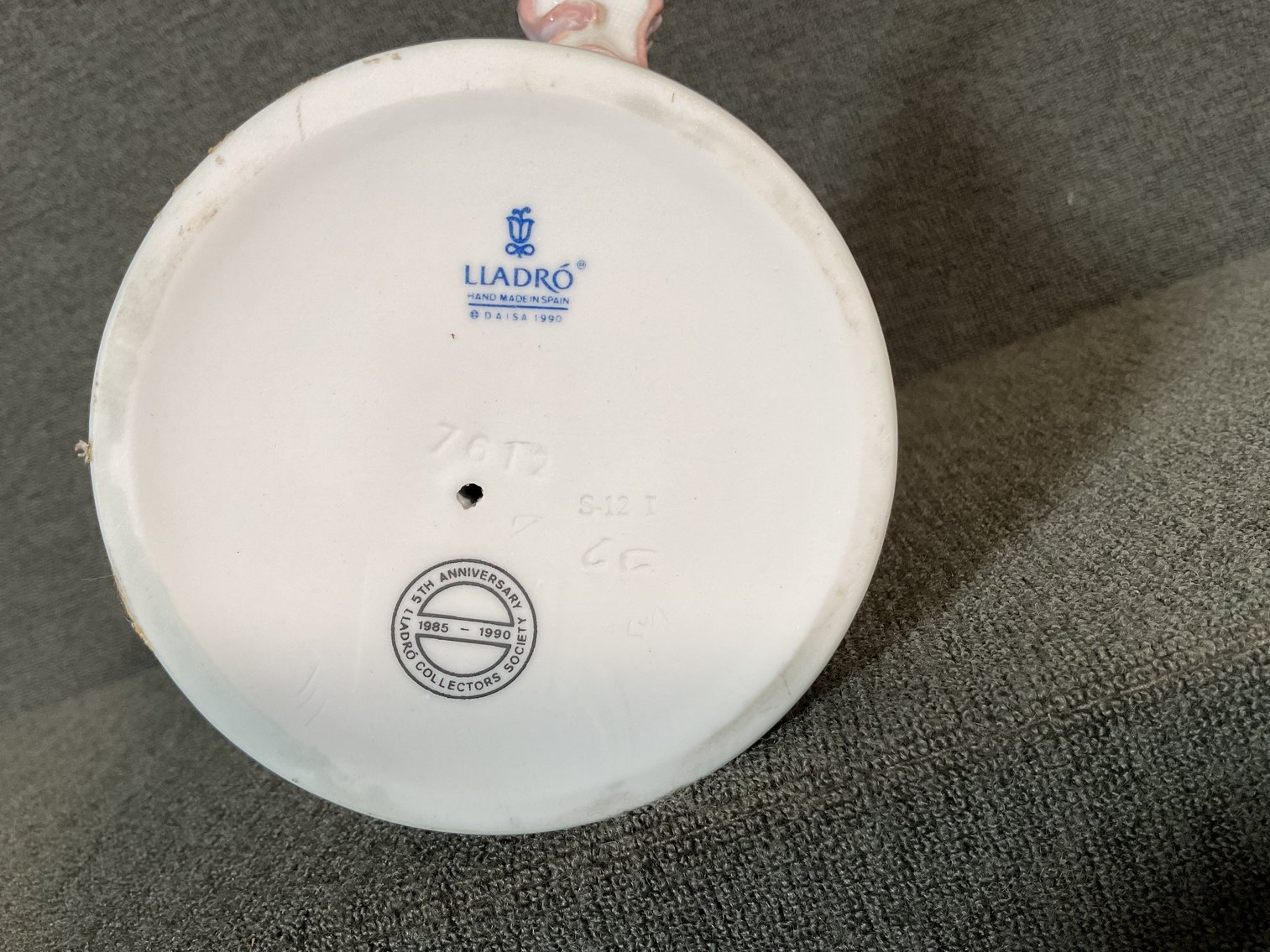 Image for “Picture Perfect Girl” by Lladro