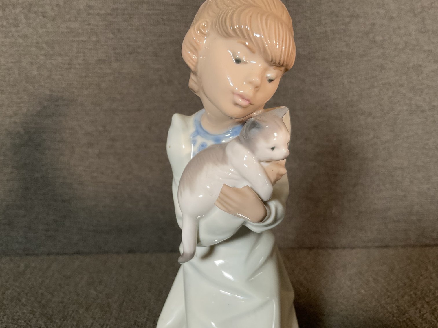 Image for “Sleepy Kitten” by Lladro