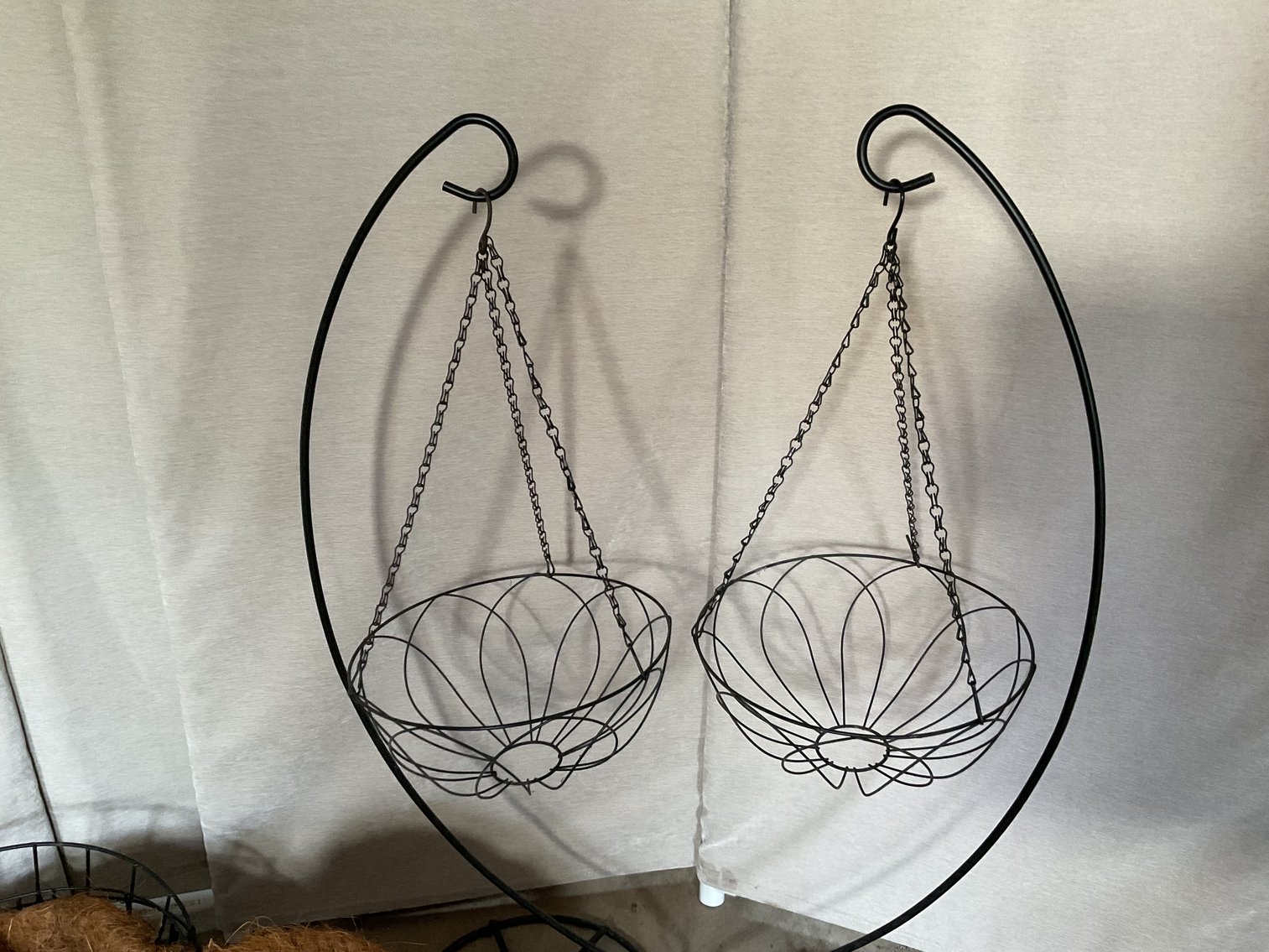 Image for Hanging Baskets with Coco Mat Liners