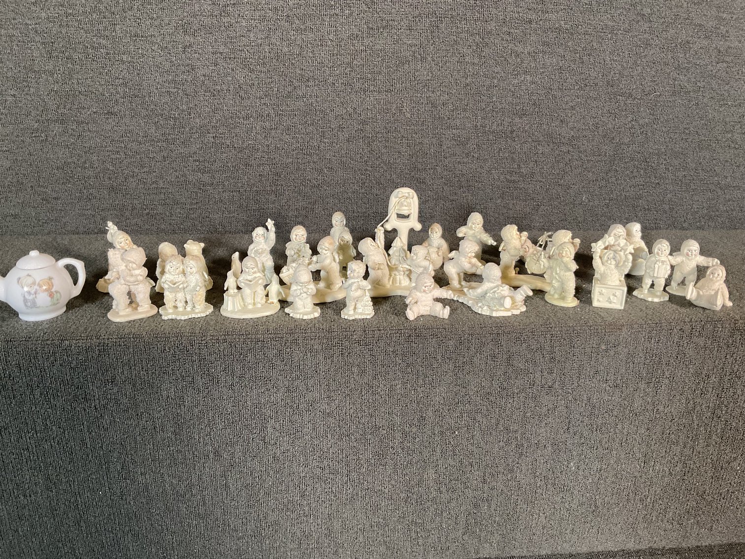 Image for Dept 56 Snow Babies - tiny