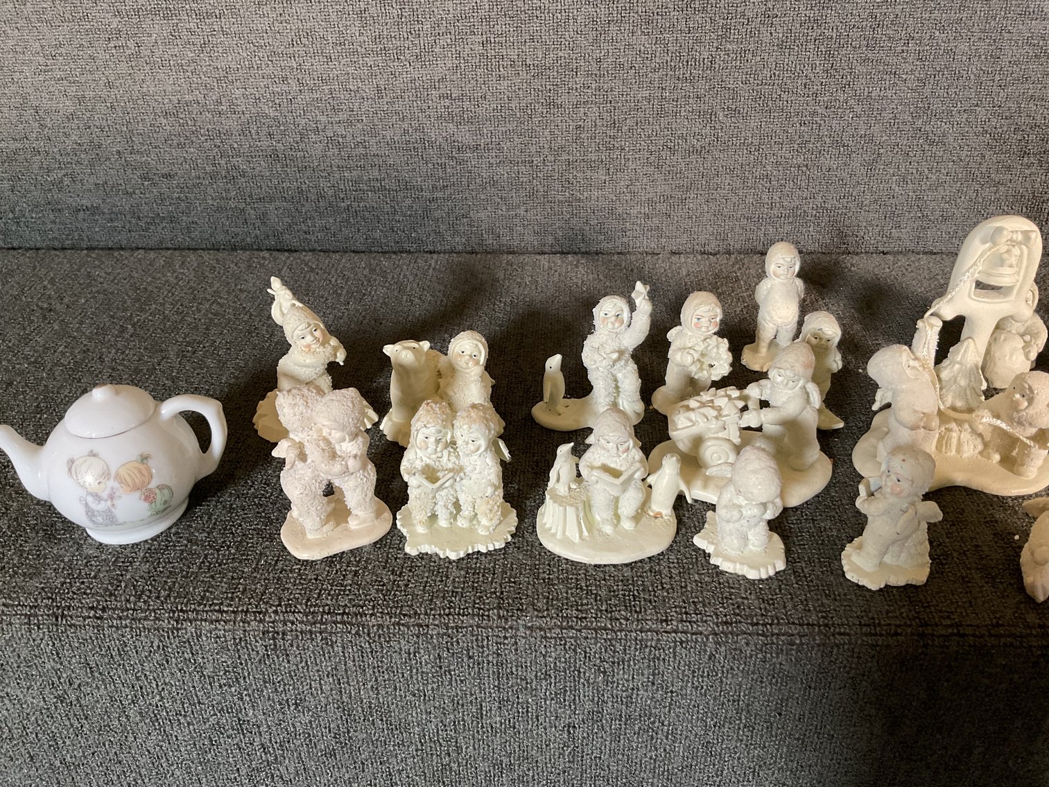 Image for Dept 56 Snow Babies - tiny