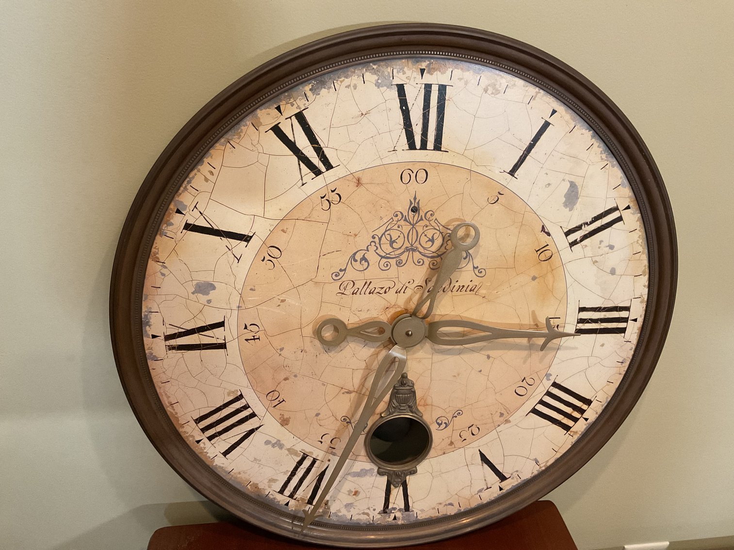 Image for Battery Clock with Pendulum