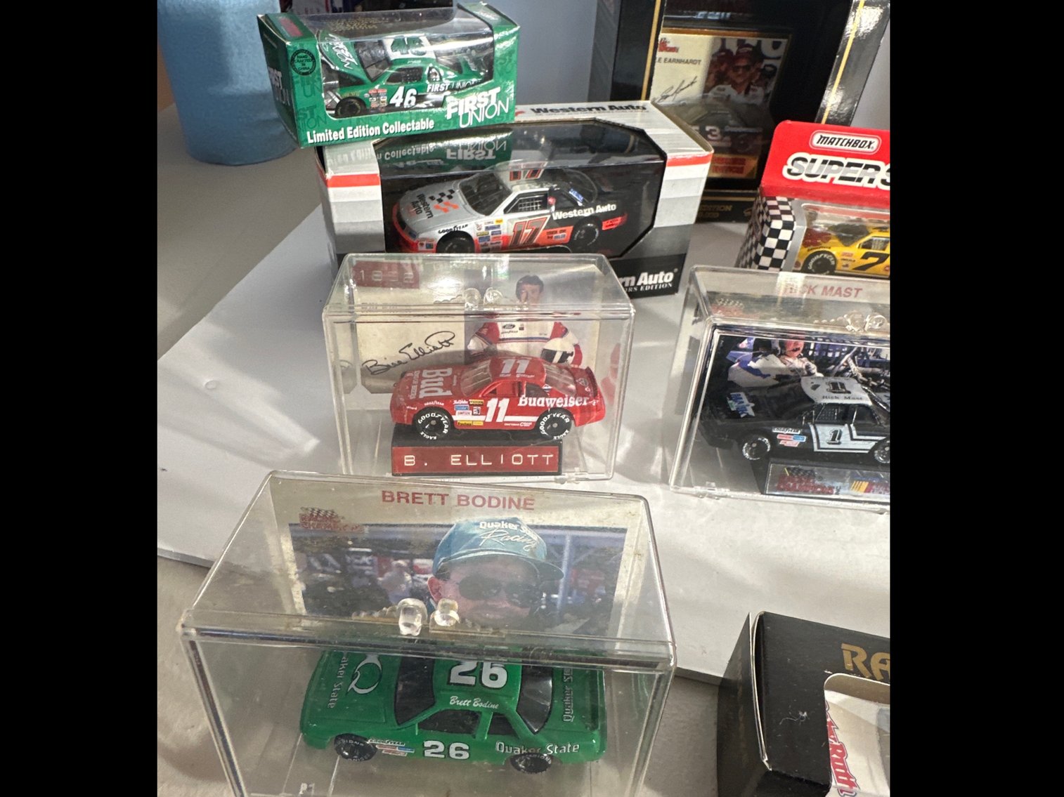 Image for ASSORTMENT of DIE CAST CARS