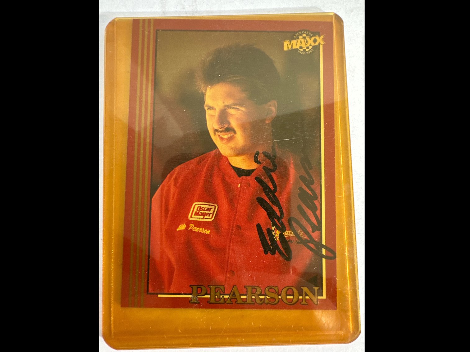 Image for AUTOGRAPHED TRADING CARDS