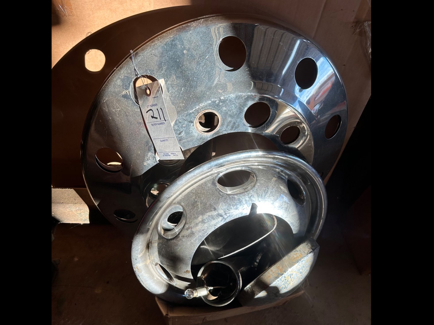 Image for Wheel covers for a freightliner