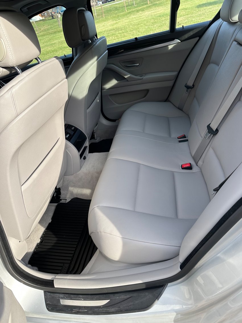 Image for 2011 BMW 5 series Passenger Car