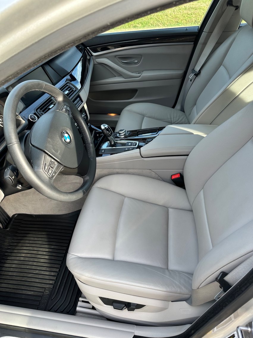 Image for 2011 BMW 5 series Passenger Car