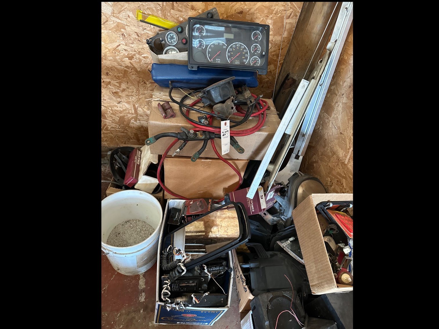 Image for Miscellaneous parts for a freightliner