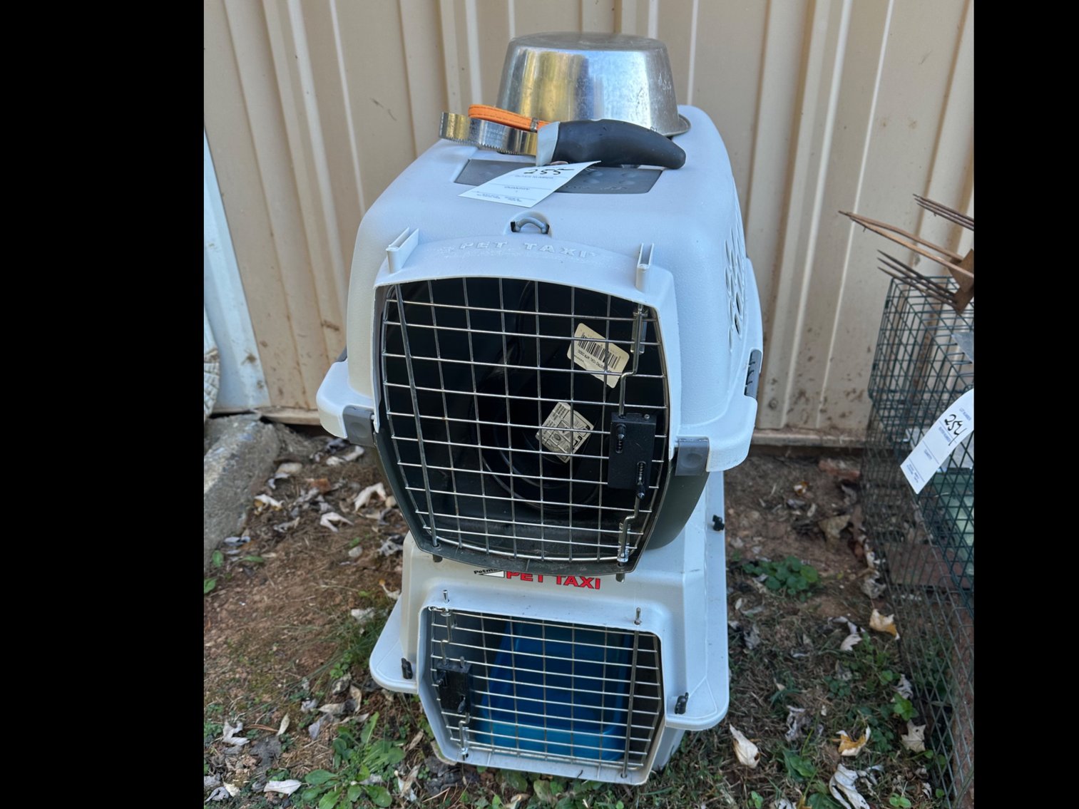 Image for Pet carriers