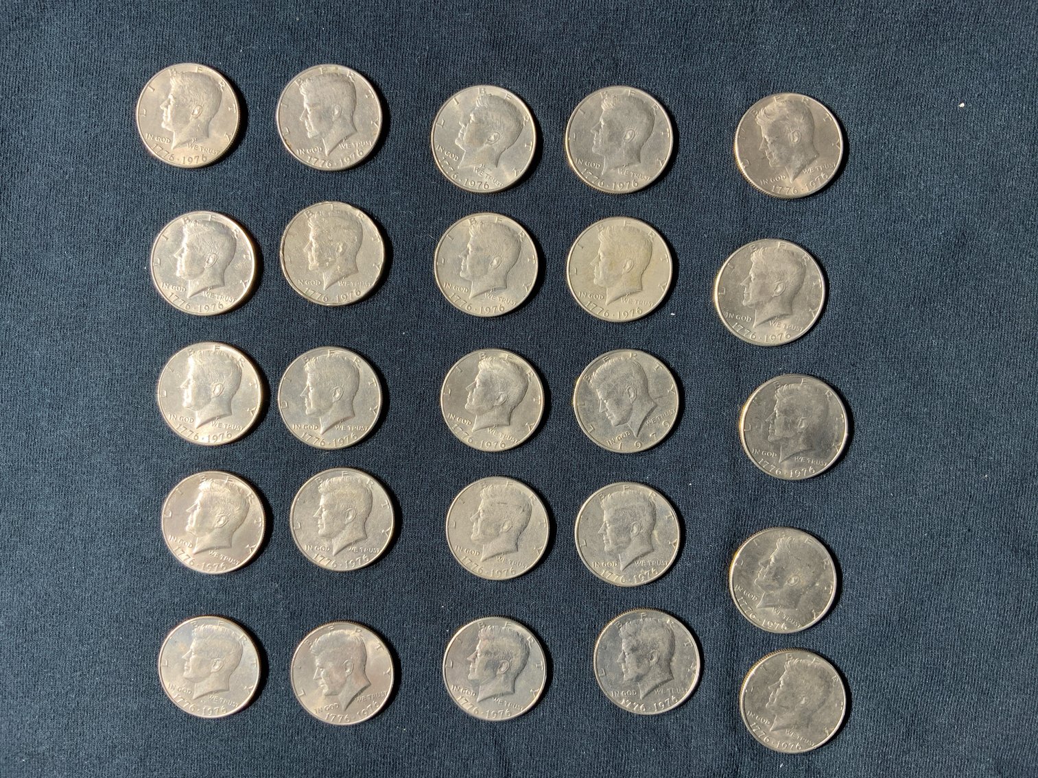 Image for USA HALF DOLLAR 200TH ANNIVERSARY 1776-1976  25 COINS