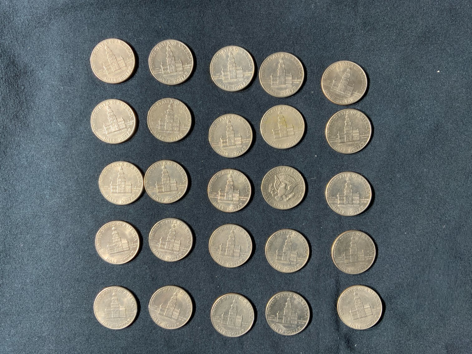 Image for USA HALF DOLLAR 200TH ANNIVERSARY 1776-1976  25 COINS
