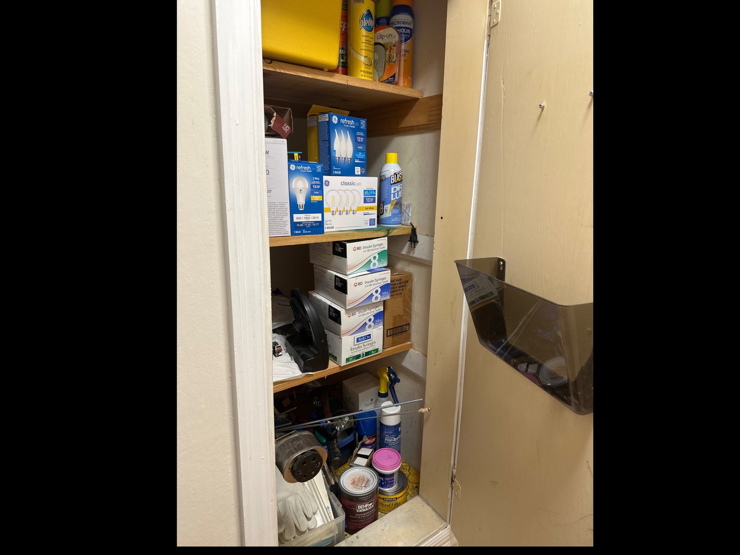 Image for Contents of cabinet