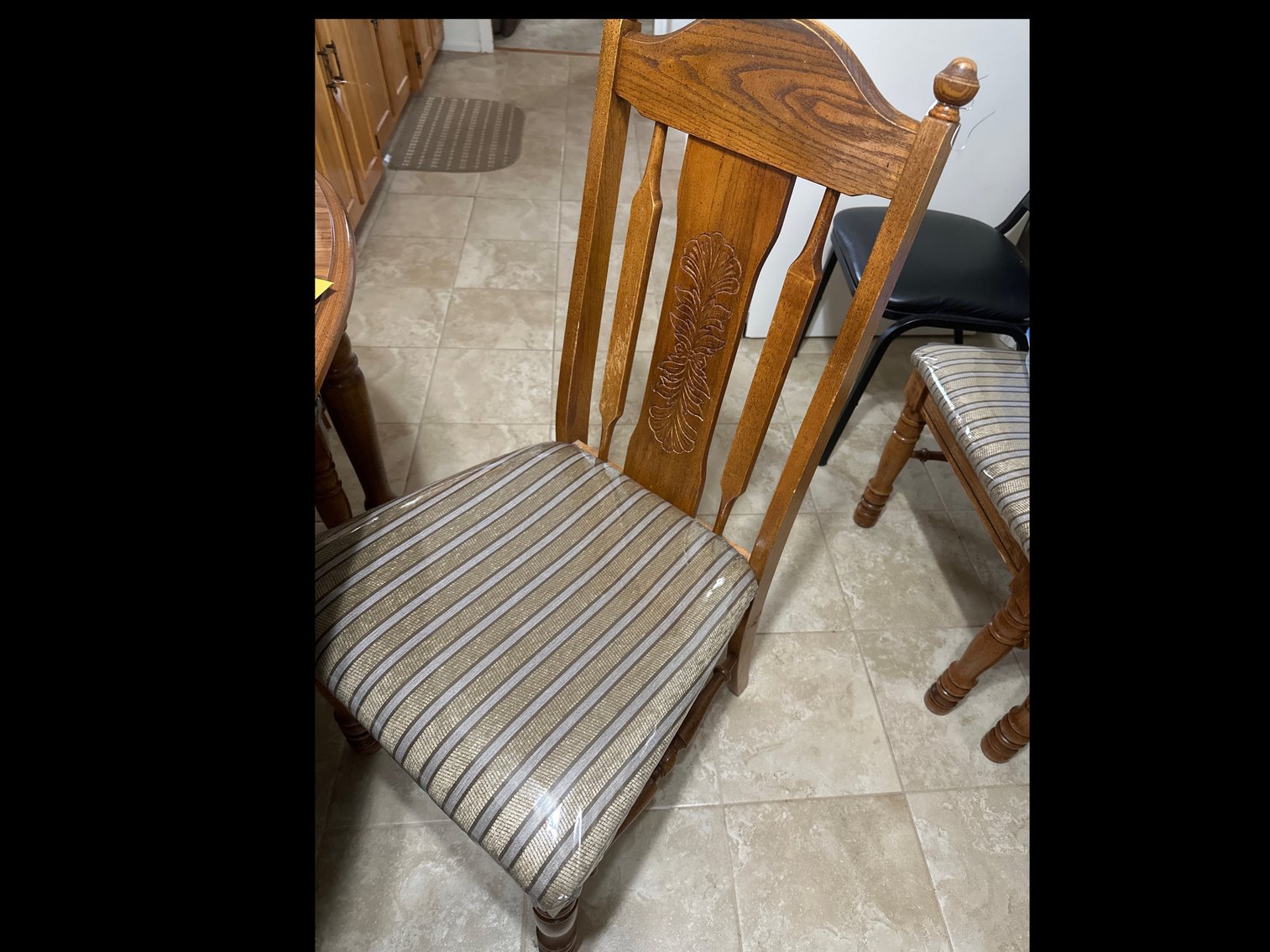 Image for Dining room table with extra leaf and six chairs