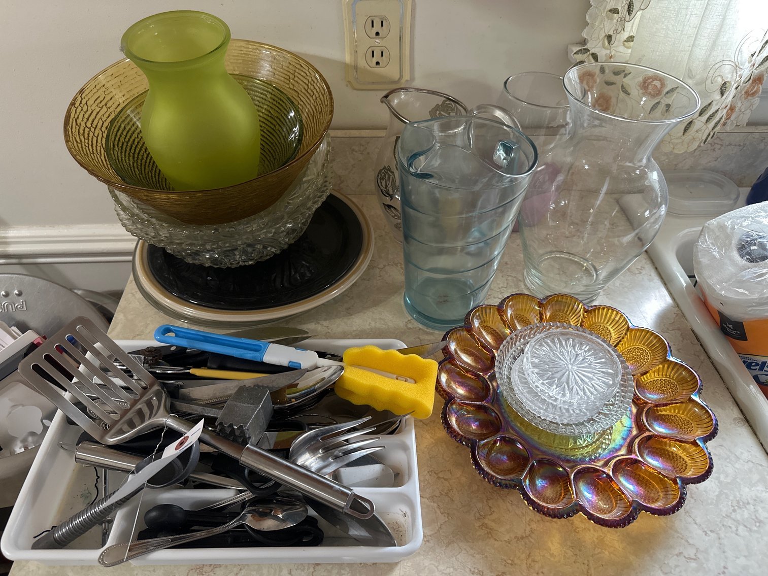 Image for Contents of countertop