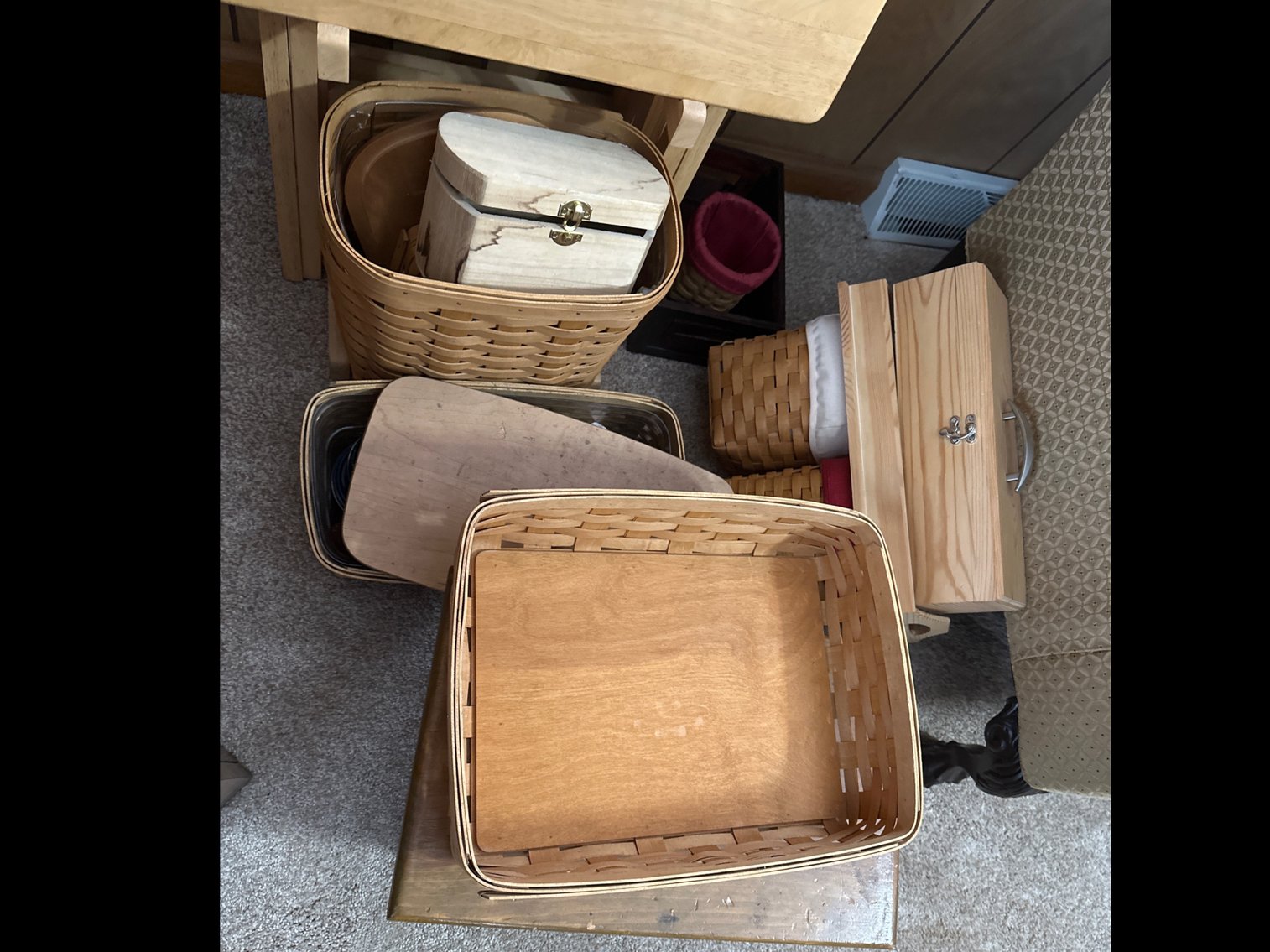 Image for 3 wood TV trays and wicker baskets