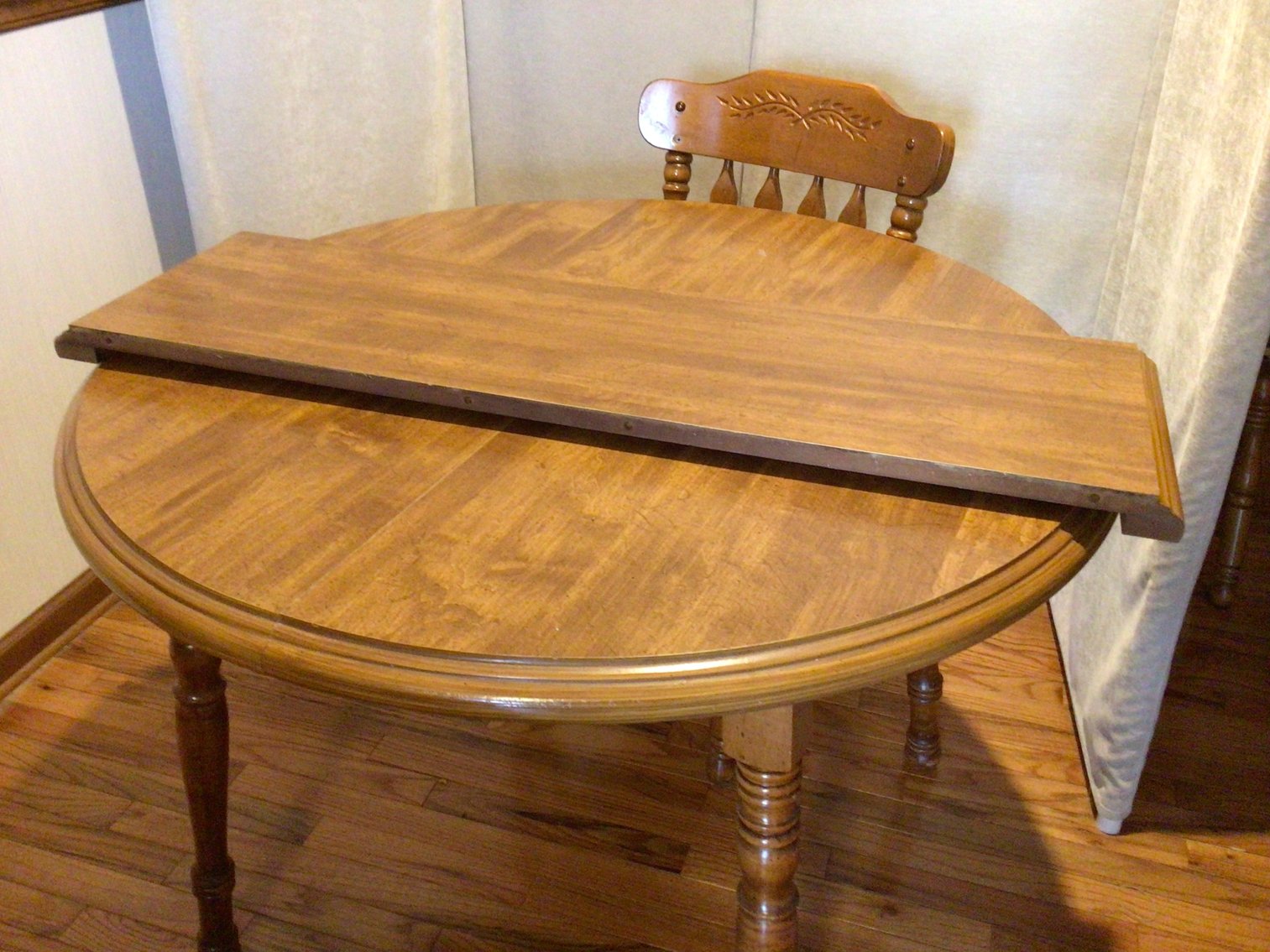 Image for Dinette Table and Chairs