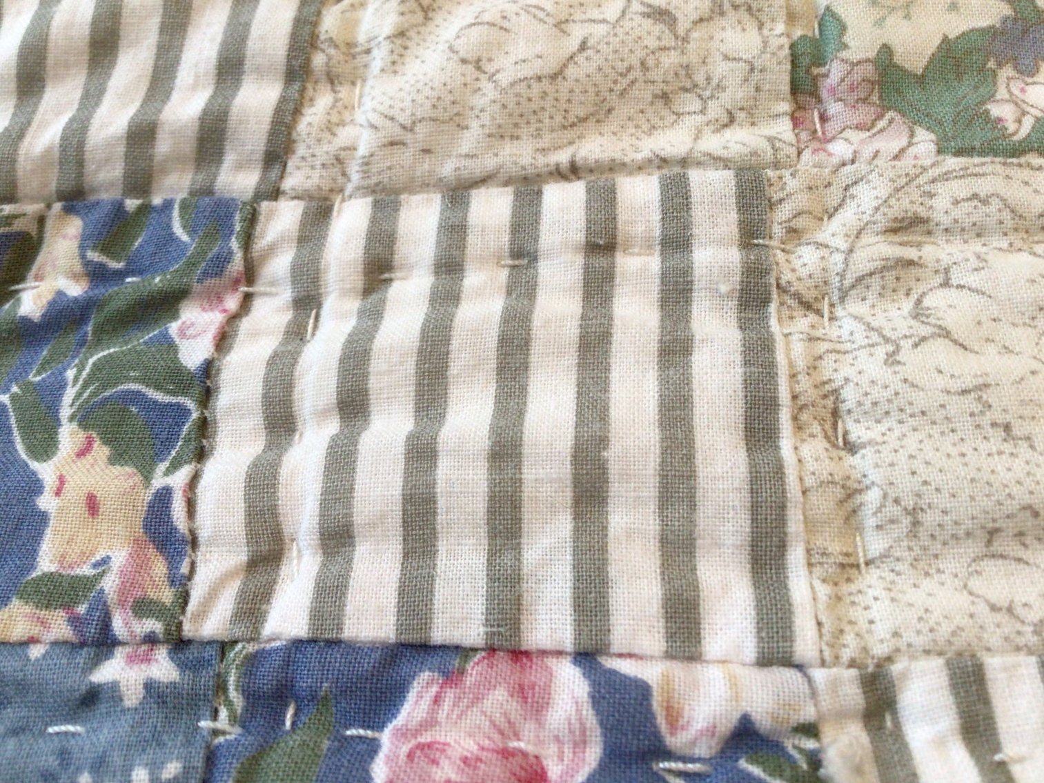 Image for Queen Size Quilted Bedspread