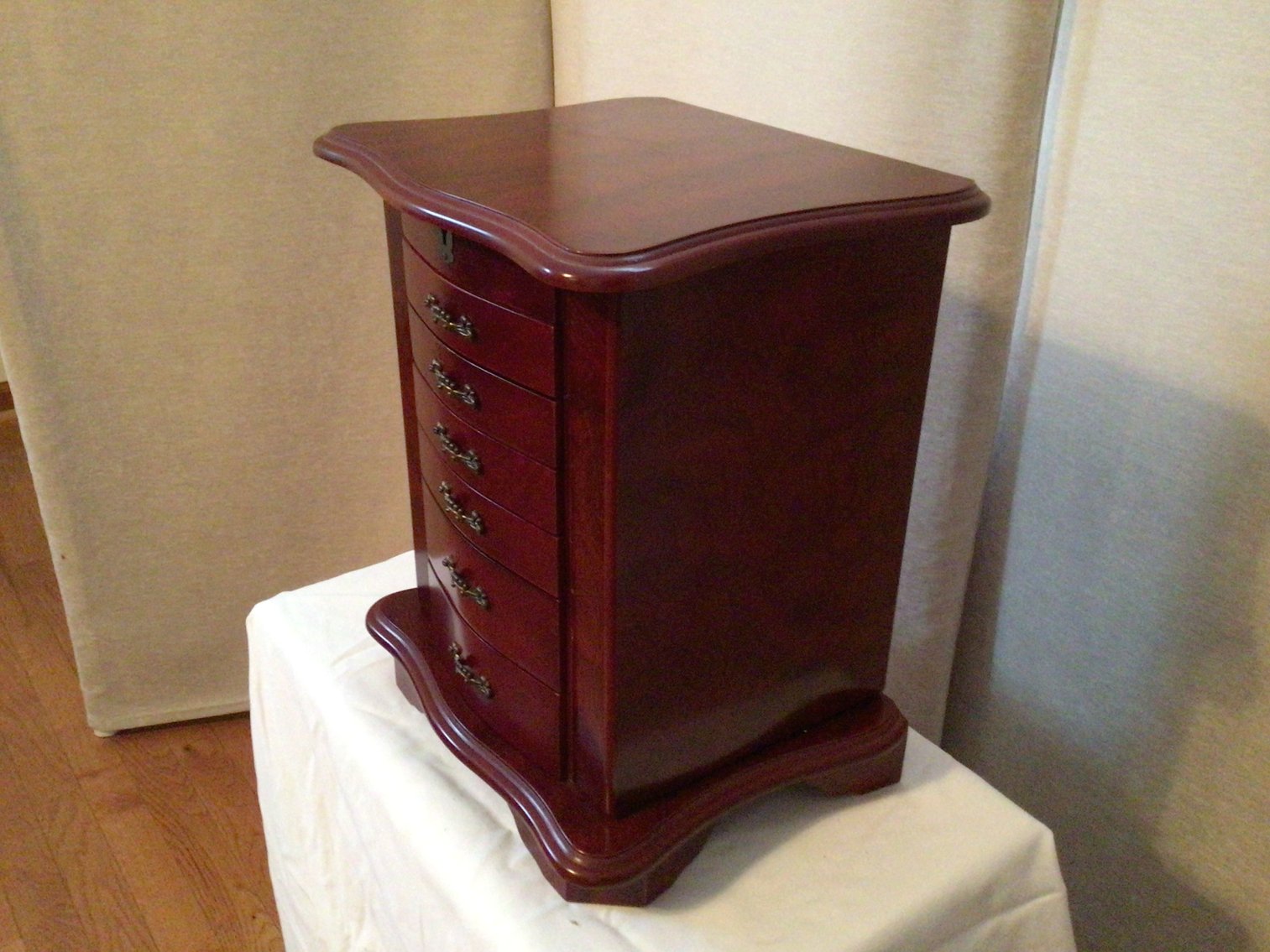 Image for Solid Cherry Jewelry Box
