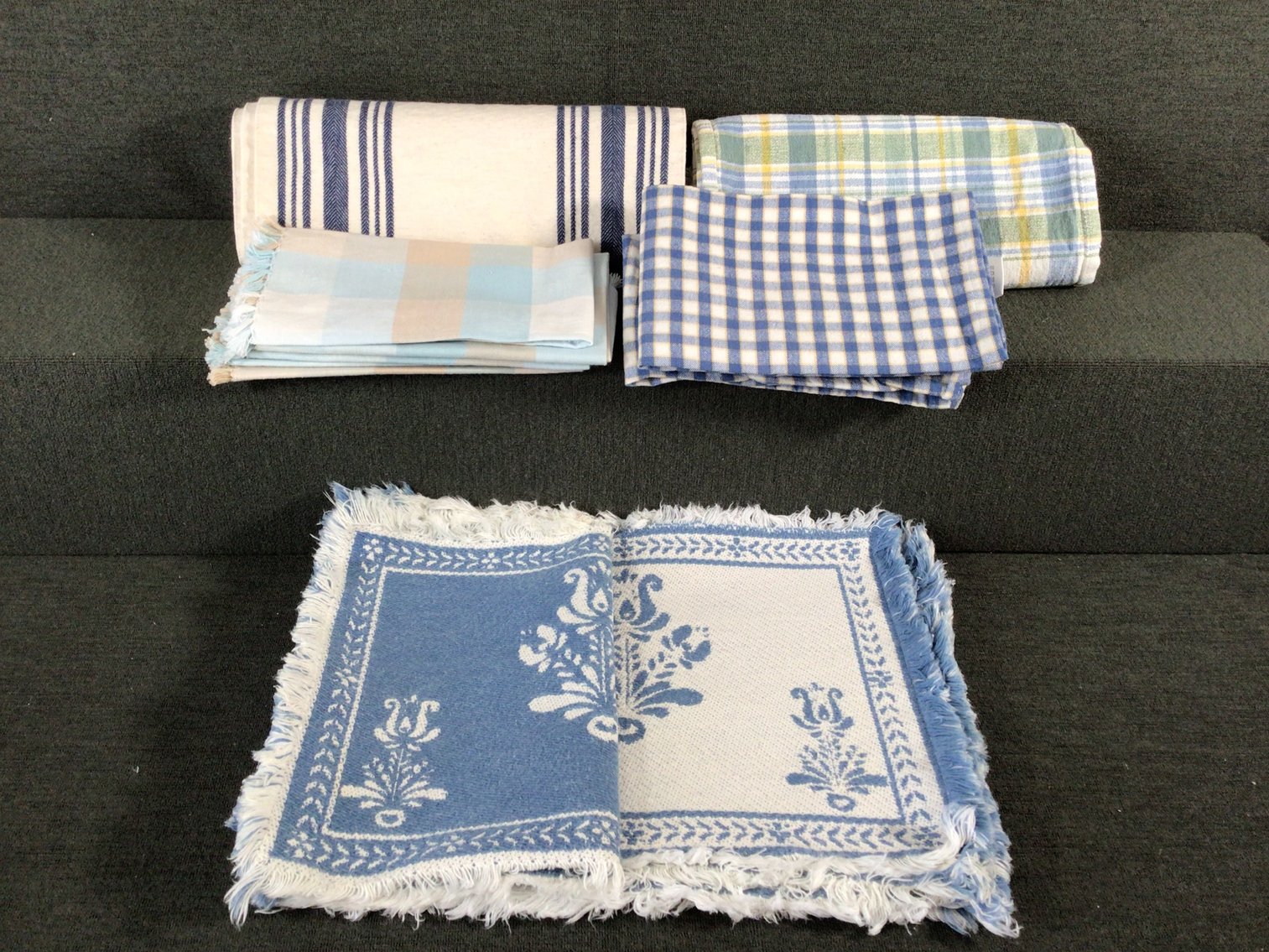 Image for Table Linen Lot