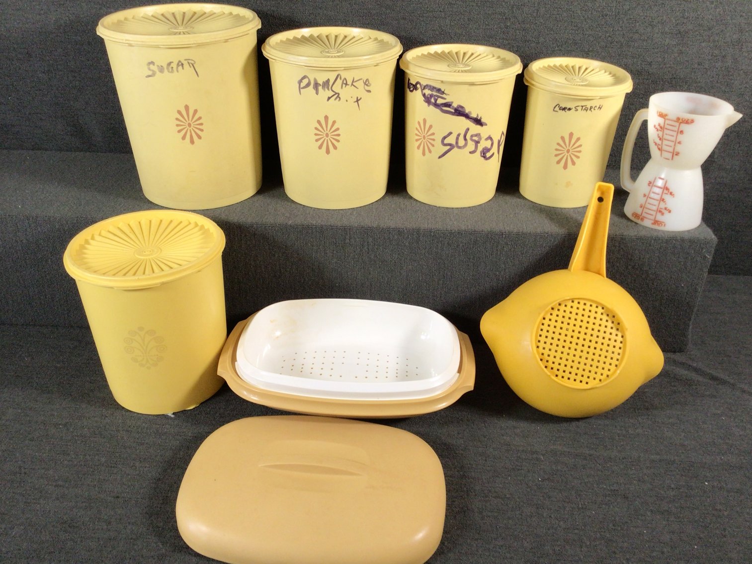 Image for Yellow Vintage Tupperware
