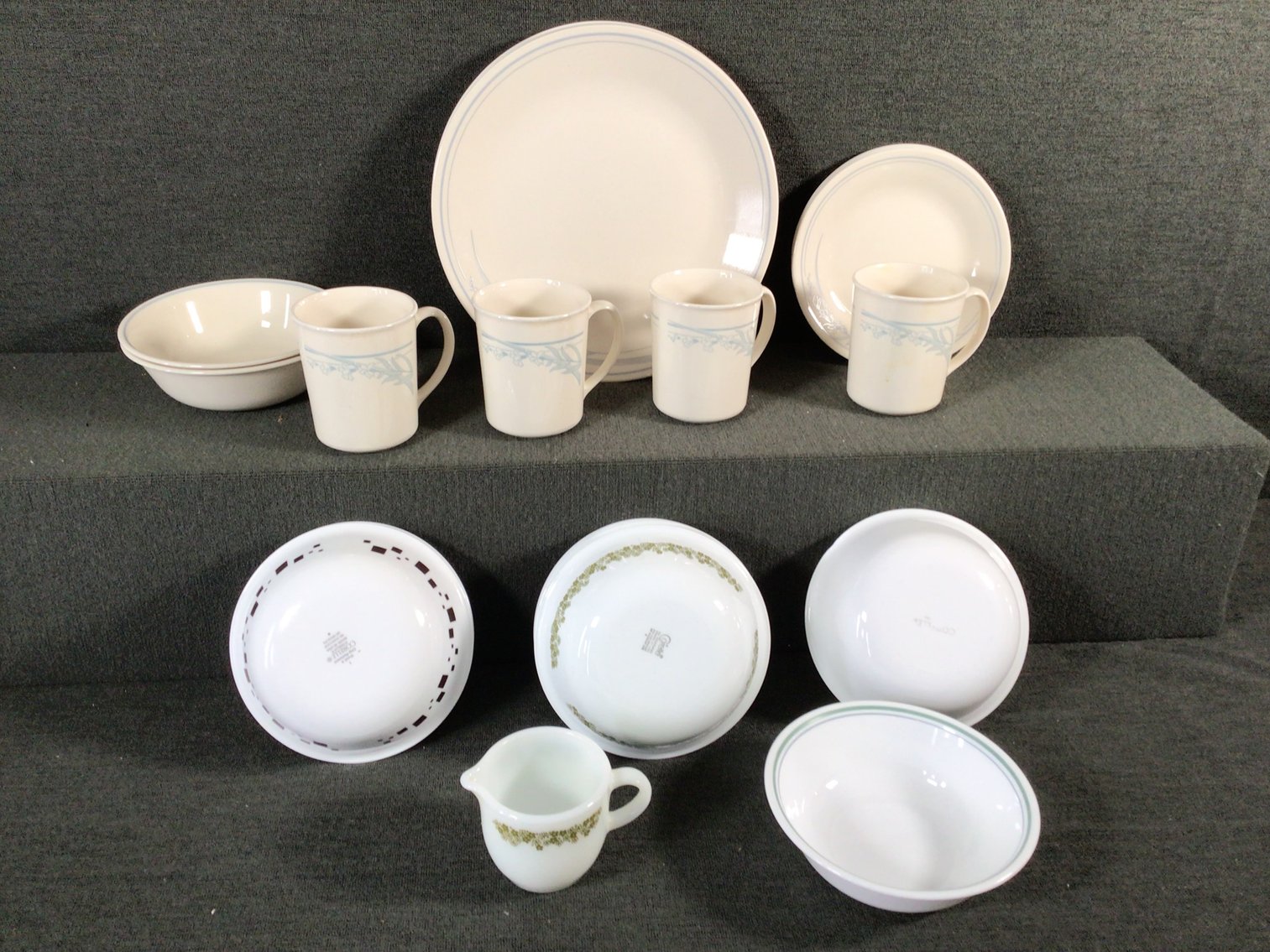 Image for Odd Lot Corelle Dinnerware