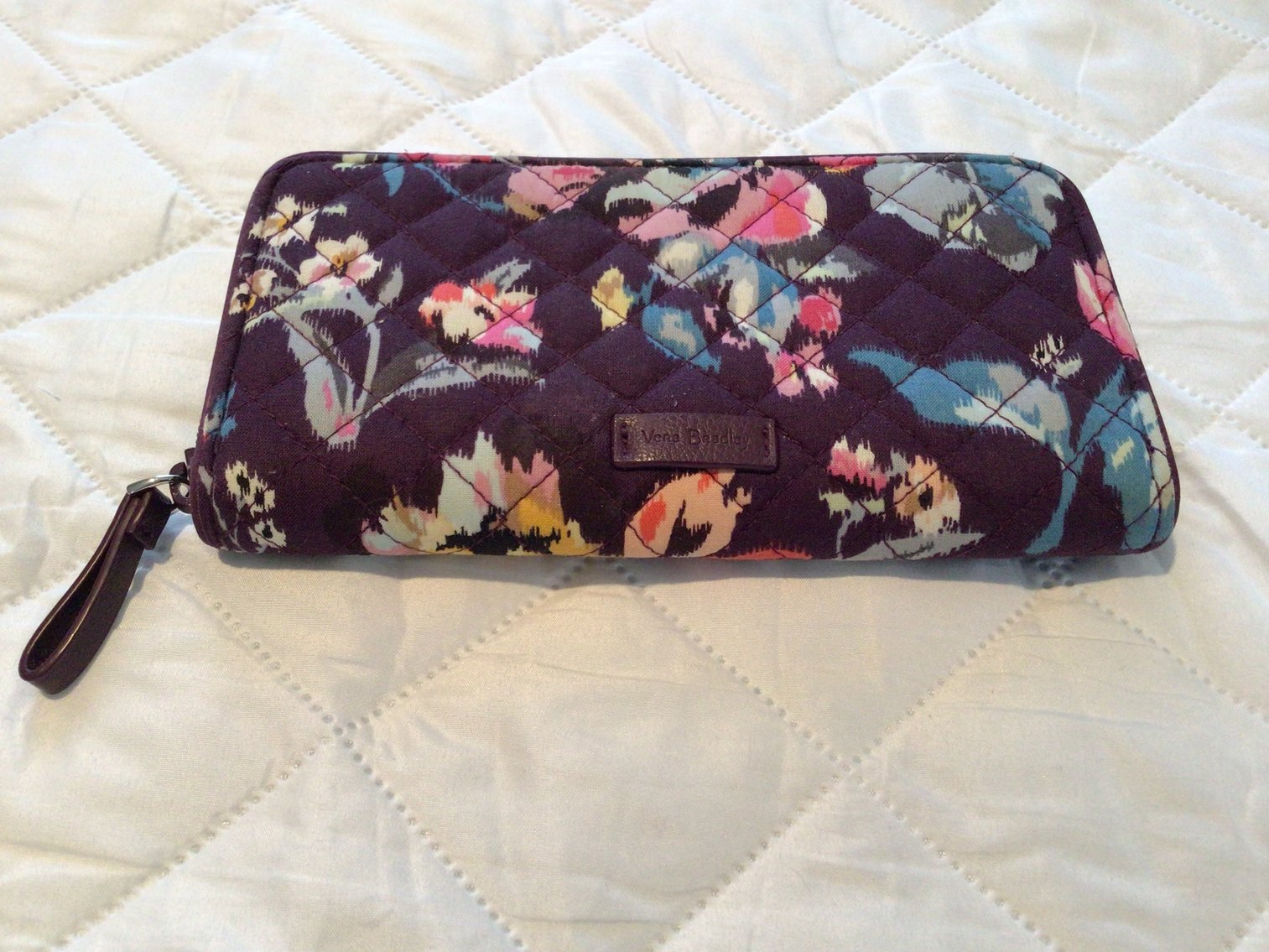 Image for Ladies’ Handbags and Scarves