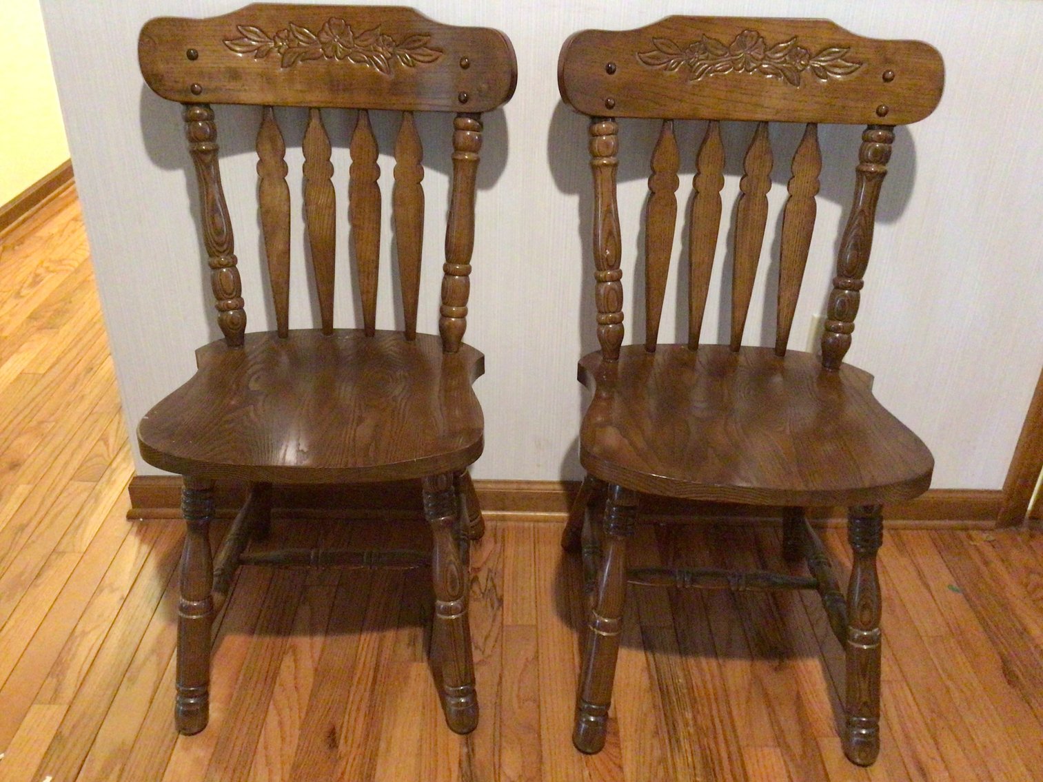 Image for Dinette Table and Six Chairs