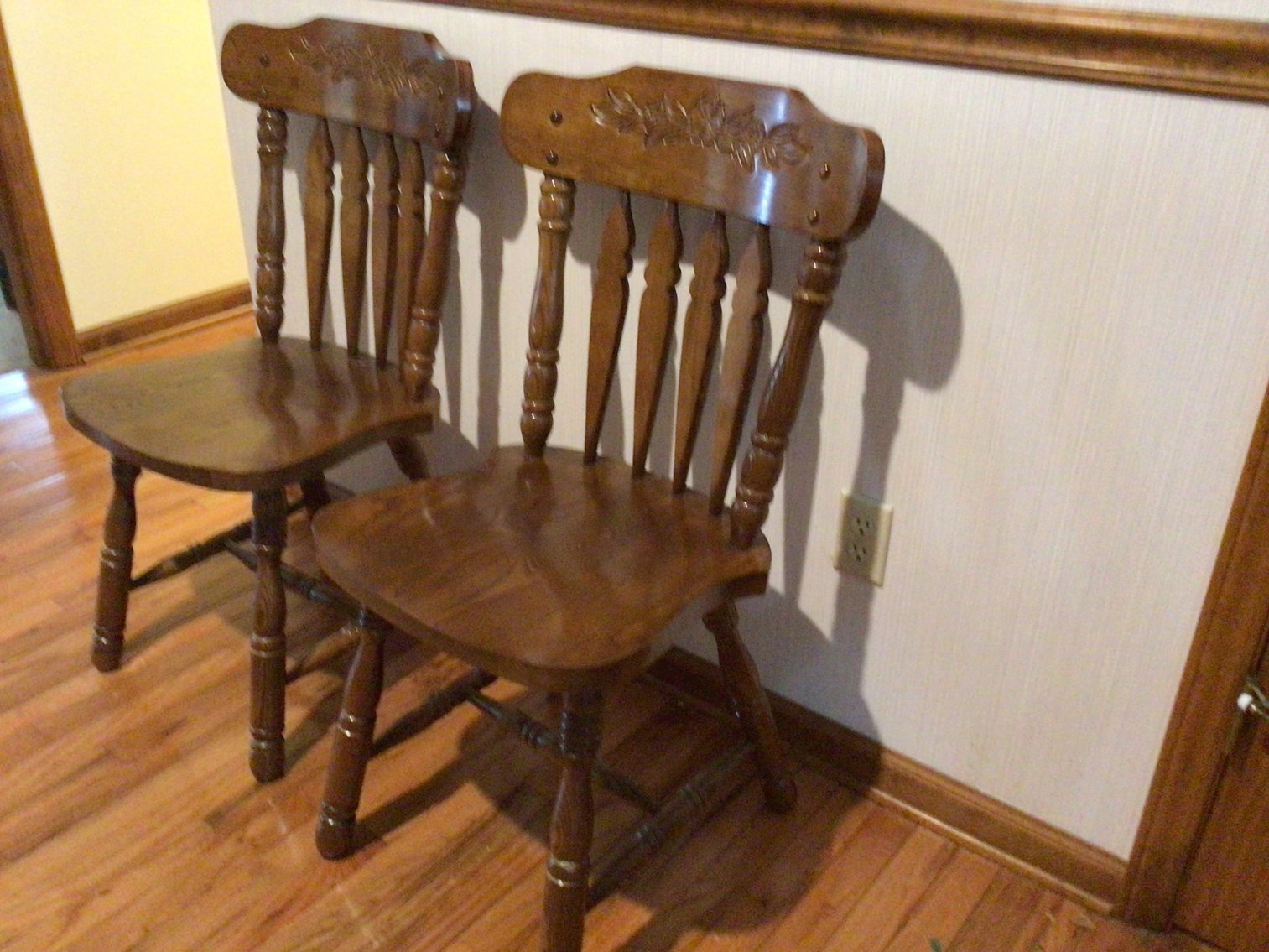Image for Dinette Table and Six Chairs