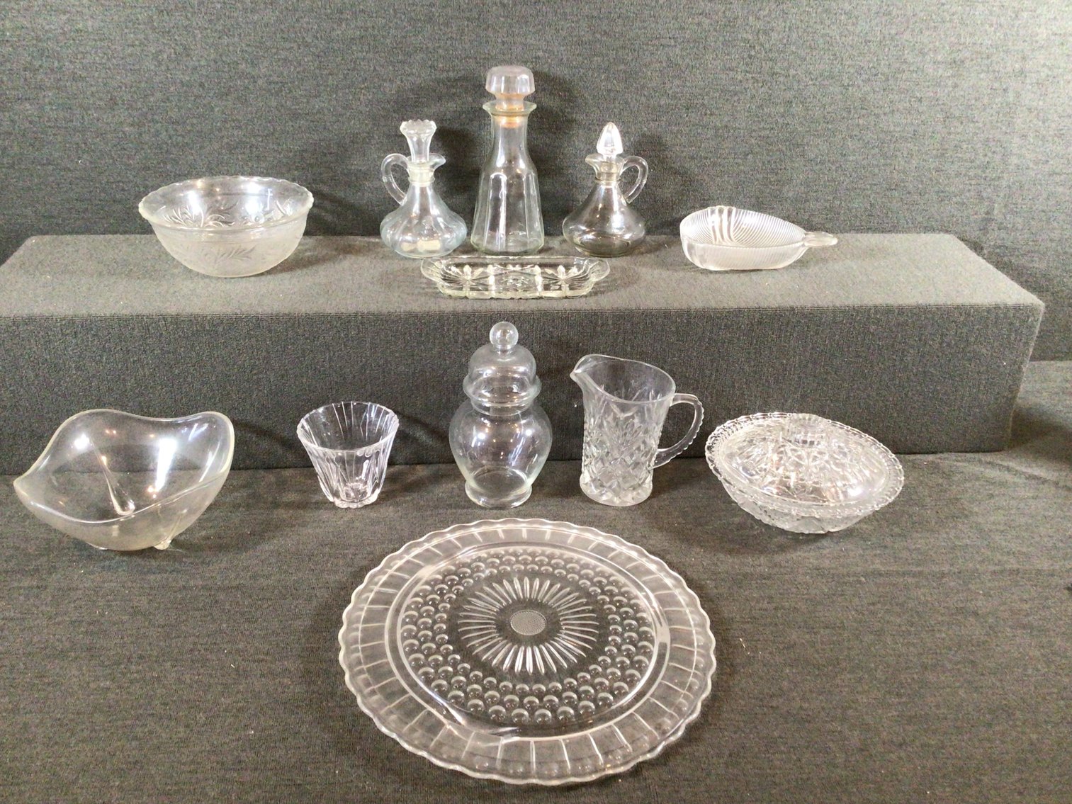 Image for Mixed Glassware Lot