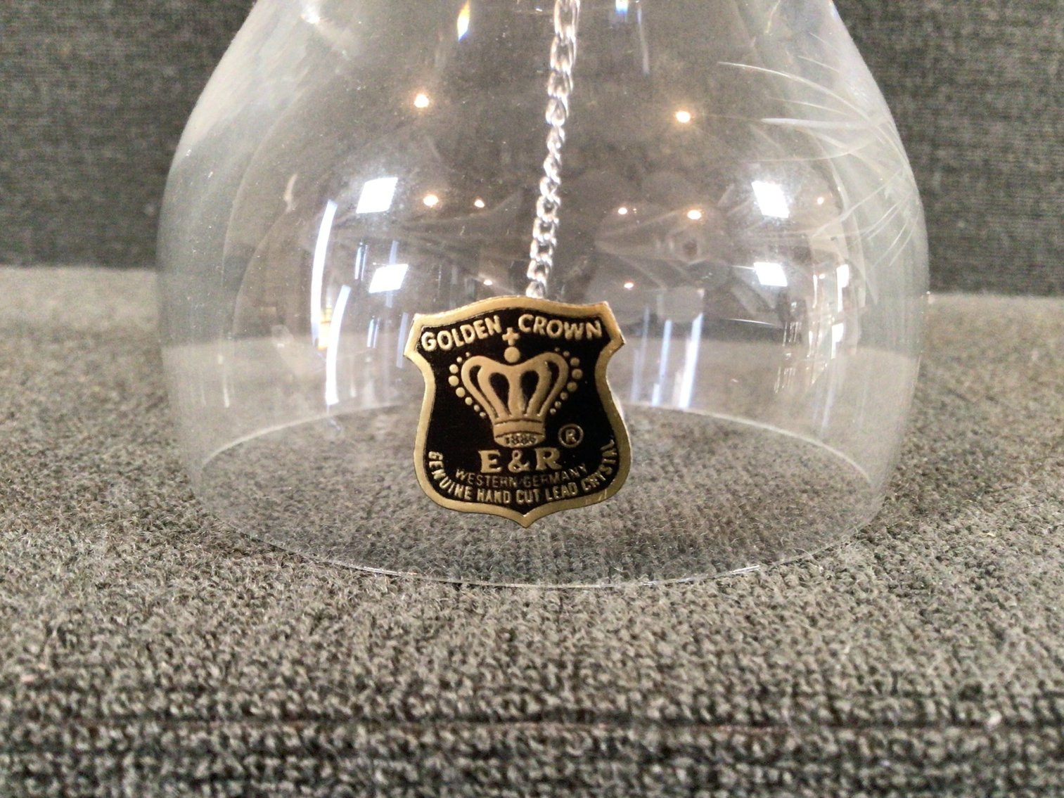 Image for 4 Pieces Cut Crystal