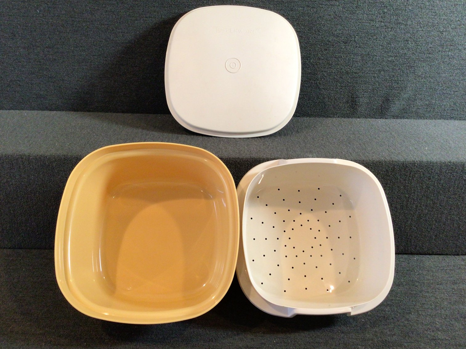 Image for Tupperware Colored Bowls