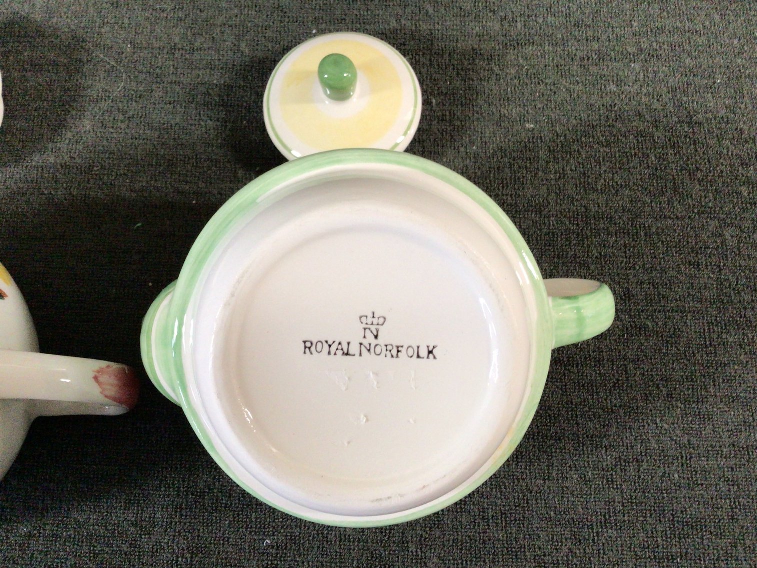 Image for Colorful Teapot Collection